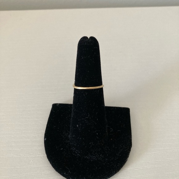 14k gold ring with 2 diamond chips and mother of pearl - Picture 2 of 5